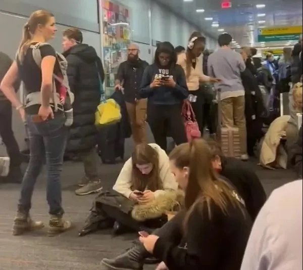 British Airways’deki teknik kriz 5 bin kişiyi vurdu! Yiyecek, içecek ve otel yok! Ünlü oyuncu da mağdur oldu