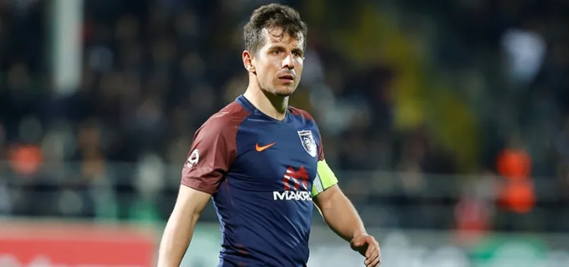 Beşiktaş maçı öncesi Başakşehir'de deprem!