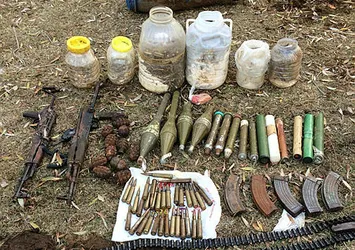 Bitlis'te PKK'nın 10 sığınağı tespit edildi