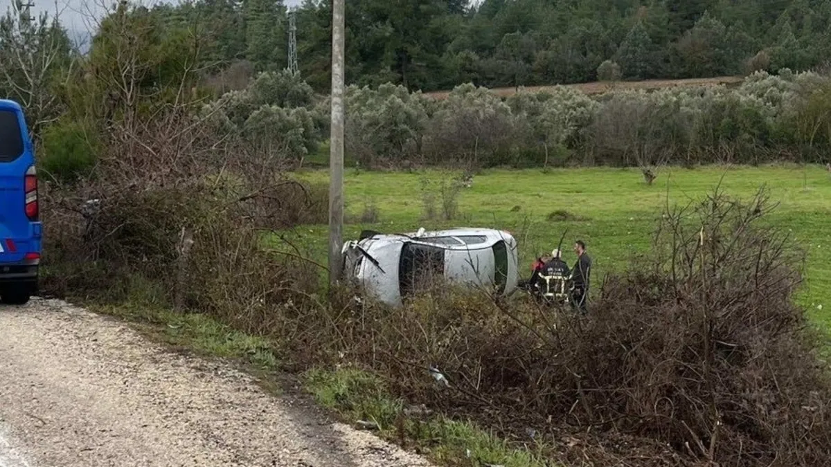 Kontrolden çıkan araç şarampole uçtu; 1 yaralı