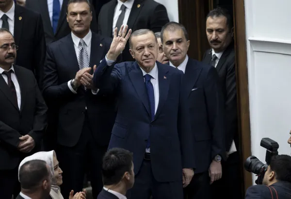 Son dakika: 2023 yılının ilk AK Parti Grup Toplantısı | Başkan Erdoğan müjdeyi verdi: Emekli ve memura zammı yüzde 30’a yükseltti