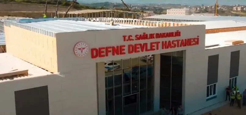 İşte AK Parti ve CHP zihniyetinin farkı! CHP zihniyeti küfredip yardımları kesti! Erdoğan 45 günde Kılıçdaroğlu'na yüzde 90 oy çıkan Defne'ye hastane dikti...