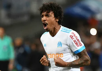 Luiz Gustavo'dan Fenerbahçe'ye kötü haber