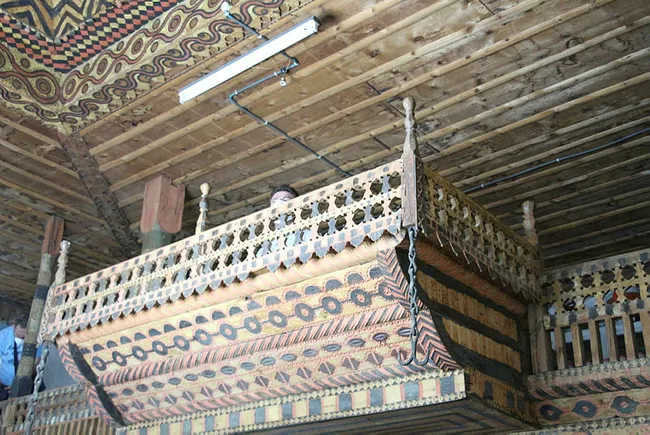Tek bir çivi çakılmadan yapılan cami 354 yıldır ayakta - 1
