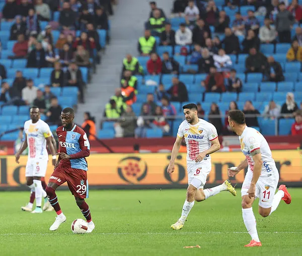 firtina-evinde-maglup-trabzonspor-0-1-kayserispor-mac-sonucu-1701615918658.jpg Fırtına evinde mağlup! Trabzonspor 0-1 Kayserispor (MAÇ SONUCU) - 3