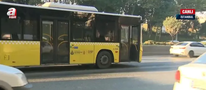 İstanbul’da İETT arızları bitmiyor! İETT otobüsü yolun ortasında kaldı