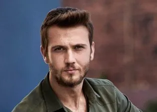 Aras Bulut İynemli'nin ablası bakın kimmiş?