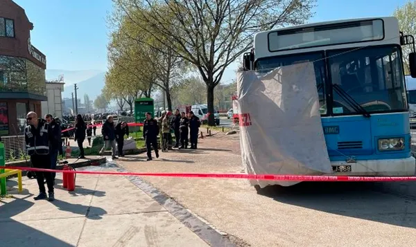 Son dakika: İçişleri Bakanı Süleyman Soylu'dan Bursa ve İstanbul'daki terör saldırıları hakkında flaş açıklama - 2