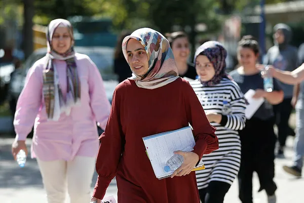 icisleri-bakani-suleyman-soyludan-kpss-paylasimi-1663513862902.jpg İçişleri Bakanı Süleyman Soylu’dan KPSS paylaşımı - 5