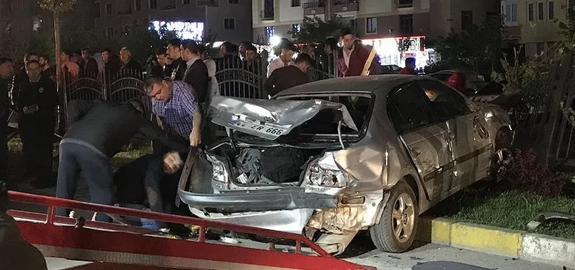 Çorum'da zincirleme trafik kazası: 22 yaralı