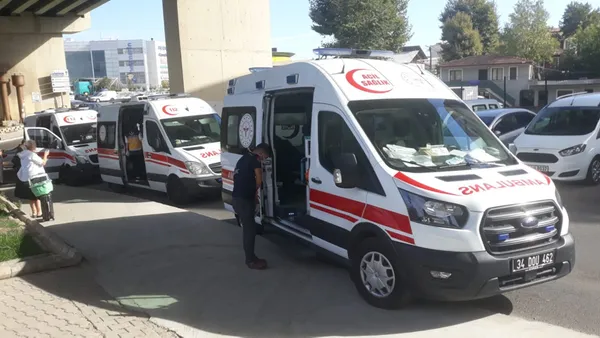 tuzlada-2-tren-burun-buruna-geldi-faciadan-son-anda-kurtuldular-1631084056741.jpg Tuzla’da 2 tren burun buruna geldi! Faciadan son anda kurtuldular - 1