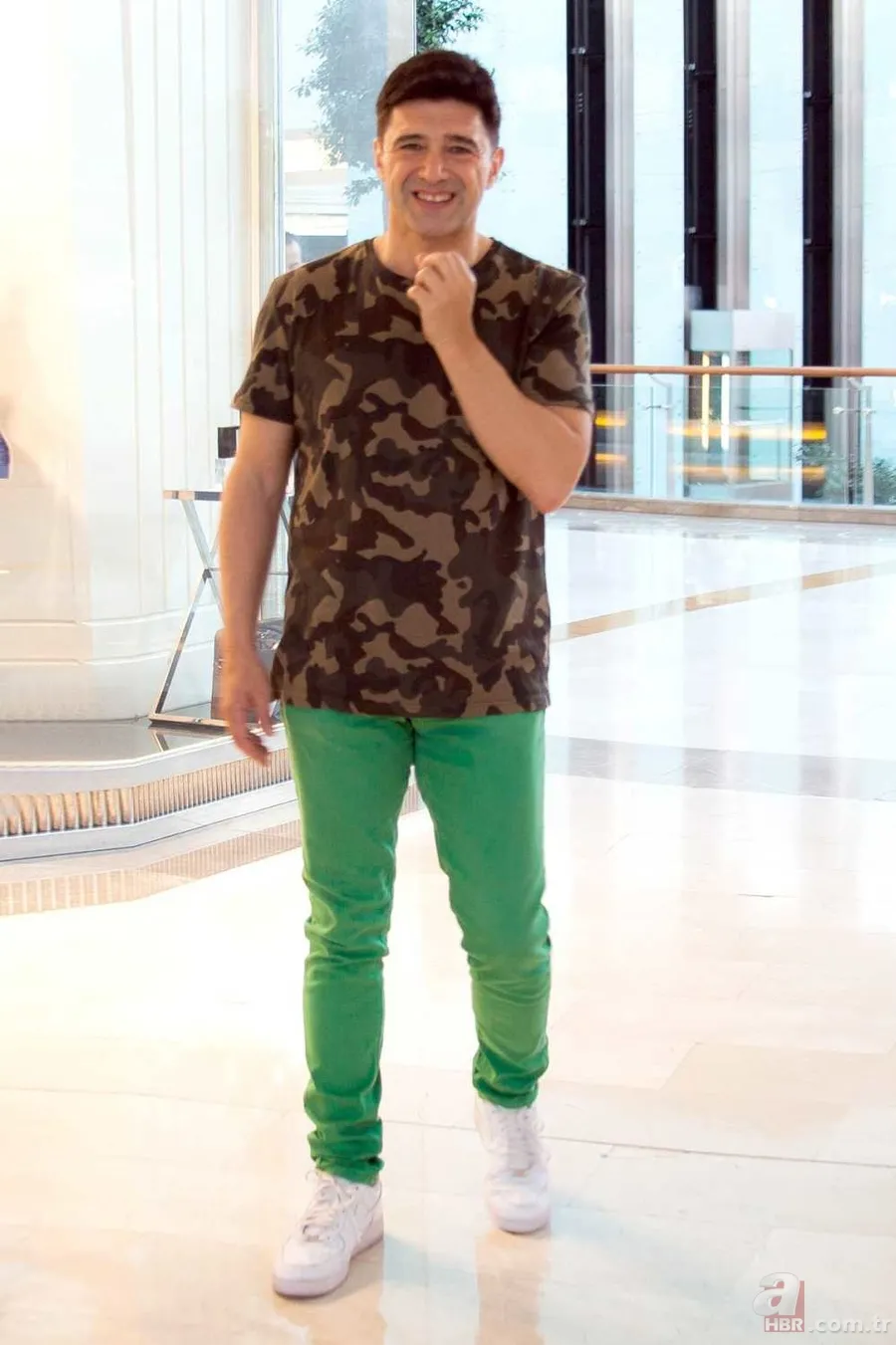 Hakan Ural’ın 15 günde 22 kilo verdiren diyeti! Sibel Can’ın eski eşi tek yöntemle başardı: Günde 7 bardak… 7