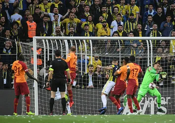 Fenerbahçe- Galatasaray: 1-1