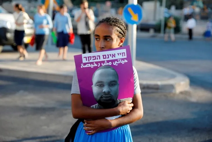 İsrail'de Etiyopya asıllı Solomon Tekah'ın ölümüyle ilgili gösterilerde 47 polis yaralandı