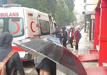 Bursa'da okulda zehirlenme paniği! 9 öğrenci hastanelik oldu