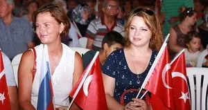 Demokrasi nöbetine onlar da katıldı