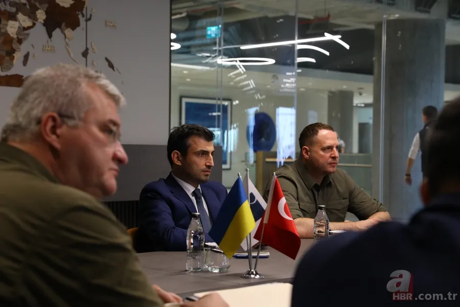 Ukrayna’dan Selçuk Bayraktar’a Devlet Liyakat Nişanı 3