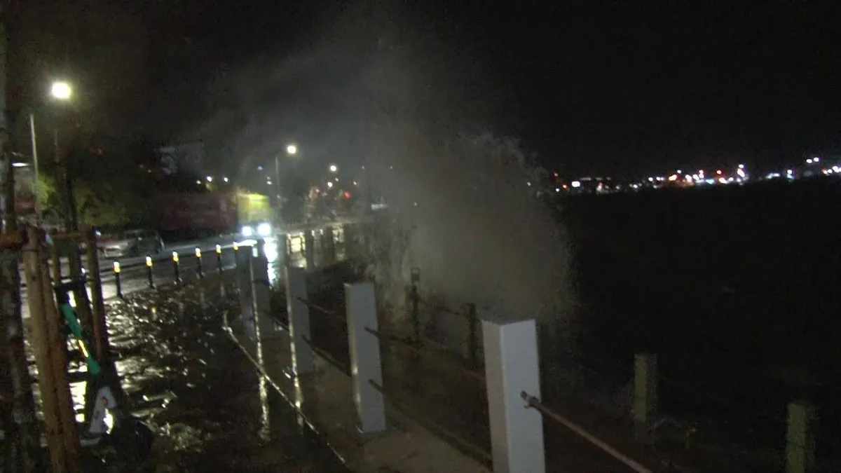 CANLI | İstanbul'da fırtına, sağanak ve kar etkili oluyor! Aydos beyaza büründü