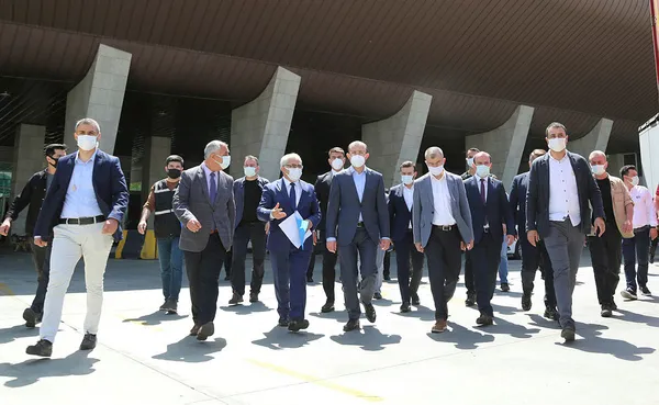 Ticaret Bakanı Mehmet Muş Sarp Sınır Kapısı’nda incelemelerde bulundu: 2022 ve 2023’e doğru...