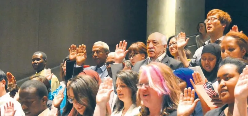 Teröristbaşı Gülen, İncil üzerine yemin etmiş!