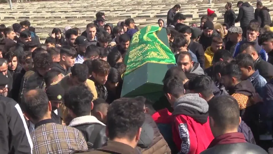 son dakika haberi ares lakapli sosyal medya fenomeni sehmus ozdemir in cenazesi diyarbakir da topraga verildi video ahaber video izle