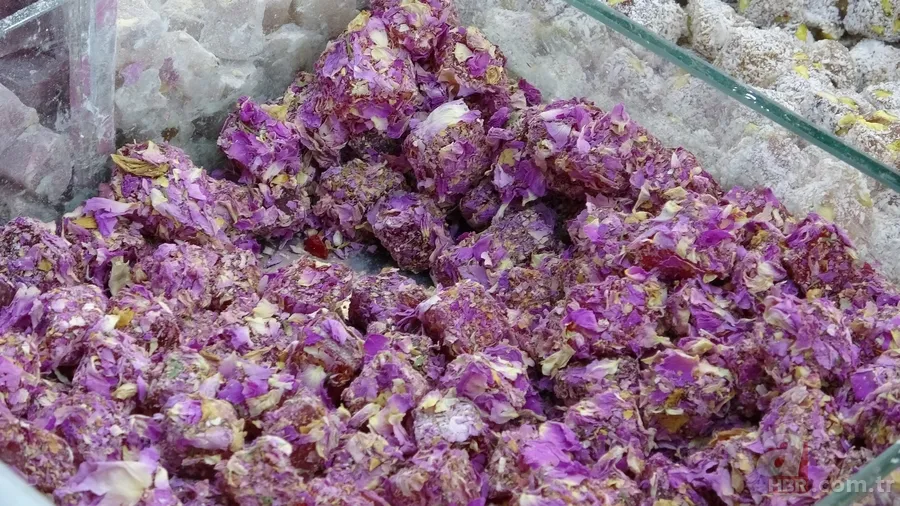 Kilosu 500 lirayı bulsa da yok satıyor: Bayram sofralarının gözdesi Isparta'dan 3