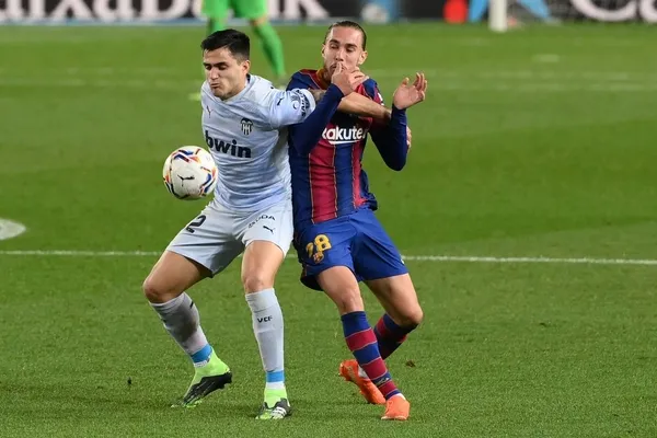 Barcelona Valencia maçında 4 gol | Messi Pele'nin rekoruna ortak oldu - 1