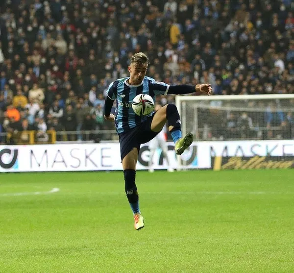 italyanlar-yunus-akgunun-pesine-dustu-yeni-cengiz-under-1641058823377.jpeg İtalyanlar bonservisi Galatasaray'da bulunan Yunus Akgün'ün peşinde! ''Yeni Cengiz Ünder'' - 2
