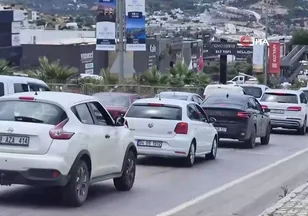 Bodrum'a 24 saatte 20 bin araç giriş yaptı