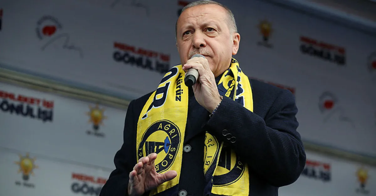 Son dakika: Başkan Erdoğan'dan İstiklal Marşı'nı okumayan Erdem Gül'e sert tepki