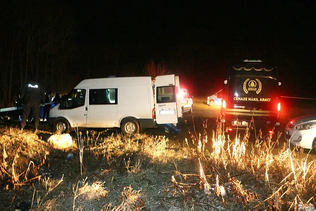 Ankara'da alacağını tahsil etmeye giden adam boş arazide aracının içinde ölü bulundu - 2