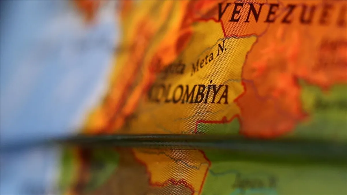 Kolombiya'da uçak kazası! Aralarında meclis üyesinin de olduğu 15 kişi hayatını kaybetti