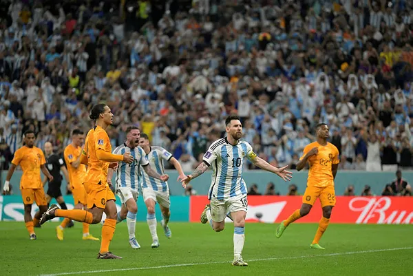 Arjantin Hollanda’yı penaltılarla yenerek Dünya Kupası’nda yarı finale çıktı