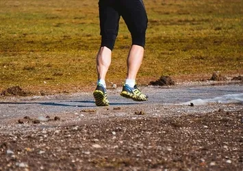 Günde 30 dakika yürüyüş diyabetten koruyor