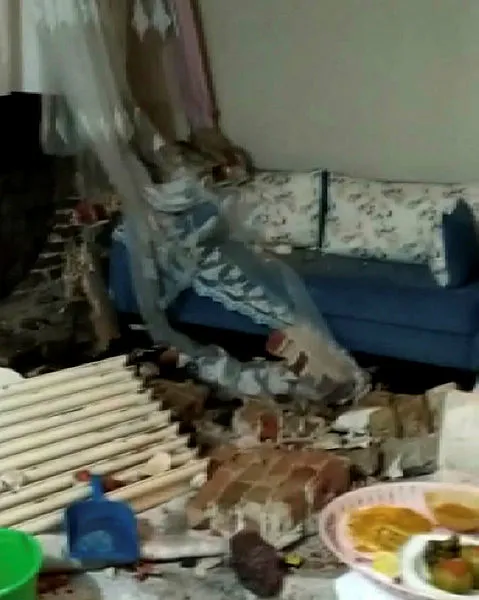 İstanbul’da İBB rezilliği! İSKİ bir evin duvarını yıktı 2 kez su bastı