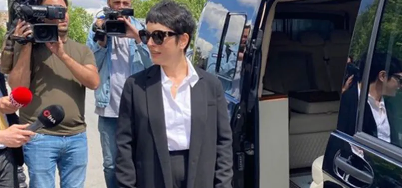 Ezgi Mola hakkında bir suç duyurusu daha