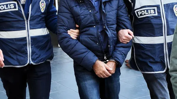 fetonun-dershaneler-sorumlusu-yakalandi-1610923025941.jpg FETÖ'nün dershaneler sorumlusu yakalandı! - 2