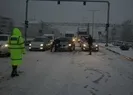 O yol kar nedeniyle ulaşıma kapandı!