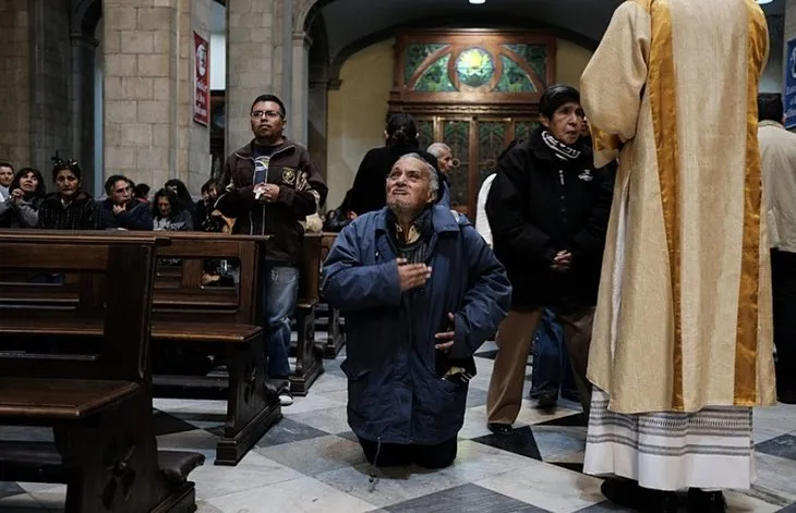 Francis’in tahtına kim oturacak? Gizli kapılar ardında papalık savaşları! İşte Vatikan’ın dünya siyasetinde bilinmeyen etkisi