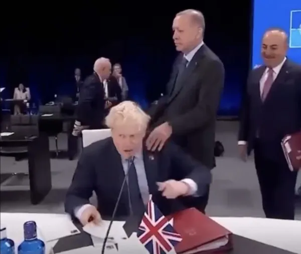 Son dakika: Başkan Erdoğan ile Boris Johnson'ın eğlenceli anları - 3