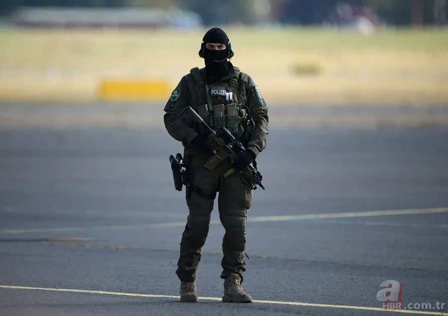 Başkan Recep Tayyip Erdoğan Almanya'da böyle karşılandı 17