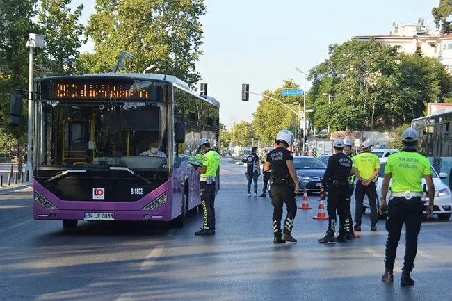 İstanbul'da koronavirüs denetimi! Ekipler tek tek kontrol etti - 1