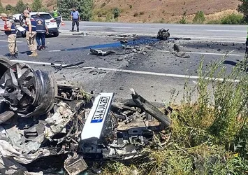 Erzincan'da Katliam gibi kaza! 3 kişi hayatını kaybetti