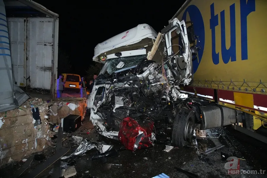 Kara yolunda can pazarı! Edirne'de katliam gibi kaza 6