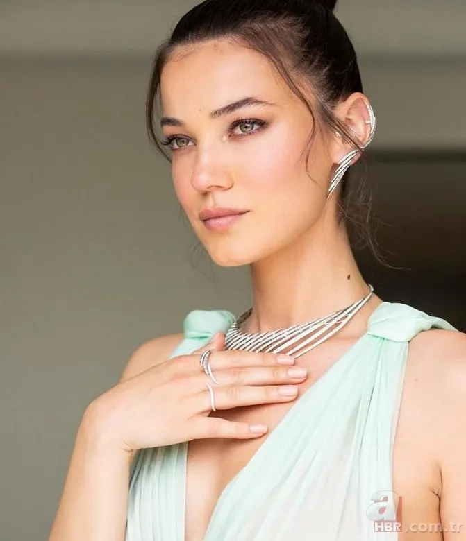 Yargı'nın Ceylin'i Pınar Deniz'in ablasını gören hayran kaldı! 2 kardeş birbirinin aynısı! Adı gibi Huri... 2