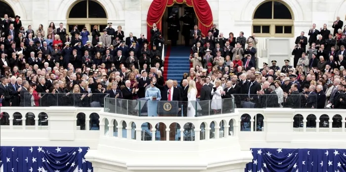 trumpin-baskanlik-torenine-dogru-fbi-uyardi-sayili-gunler-kala-yogun-guvenlik-onlemleri-alindi-1736931049965.jpg ABD'de Trump'ın yemin törenine günler kala FBI yetkilileri herhangi bir saldırı girişiminden endişe duyduklarını bildirdi (Arşiv)