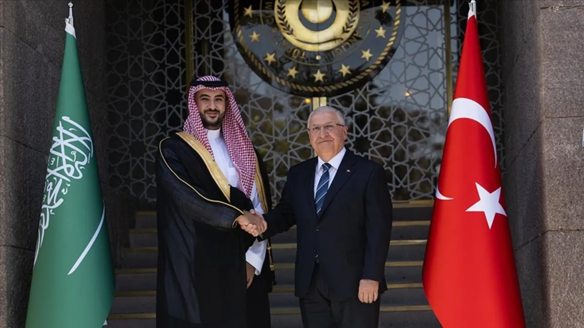 Milli Savunma Bakanı Güler Suudi mevkidaşı El Suud ile görüştü