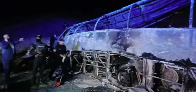 Mısır’da yolcu otobüsü devrildi! 20 kişi hayatını kaybetti
