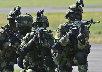 Kolombiya'da ordu ve FARC arasında çatışma