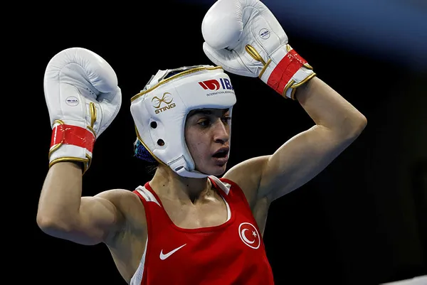 Son dakika: Türkiye takım halinde şampiyon oldu! Busenaz Sürmeneli Buse Naz Çakıroğlu Hatice Akbaş ve Şennur Demir dünya şampiyonu oldu! - 1